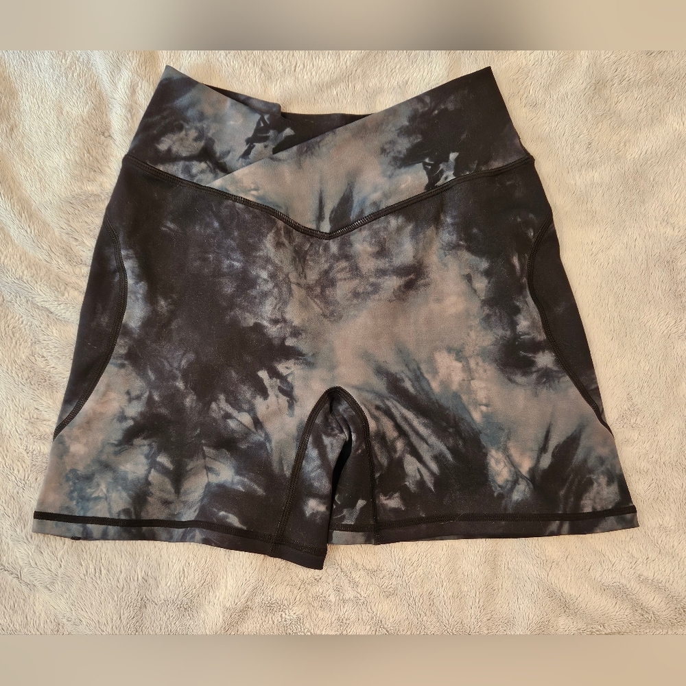 Alphalete Surface Power 5" Shorts, Sz. M